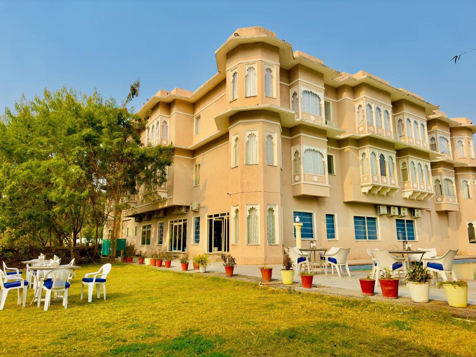 Jag Aravali Resort Udaipur By Naina Staycation - Best For Corporate Events - Family Parties - Mice Exterior photo