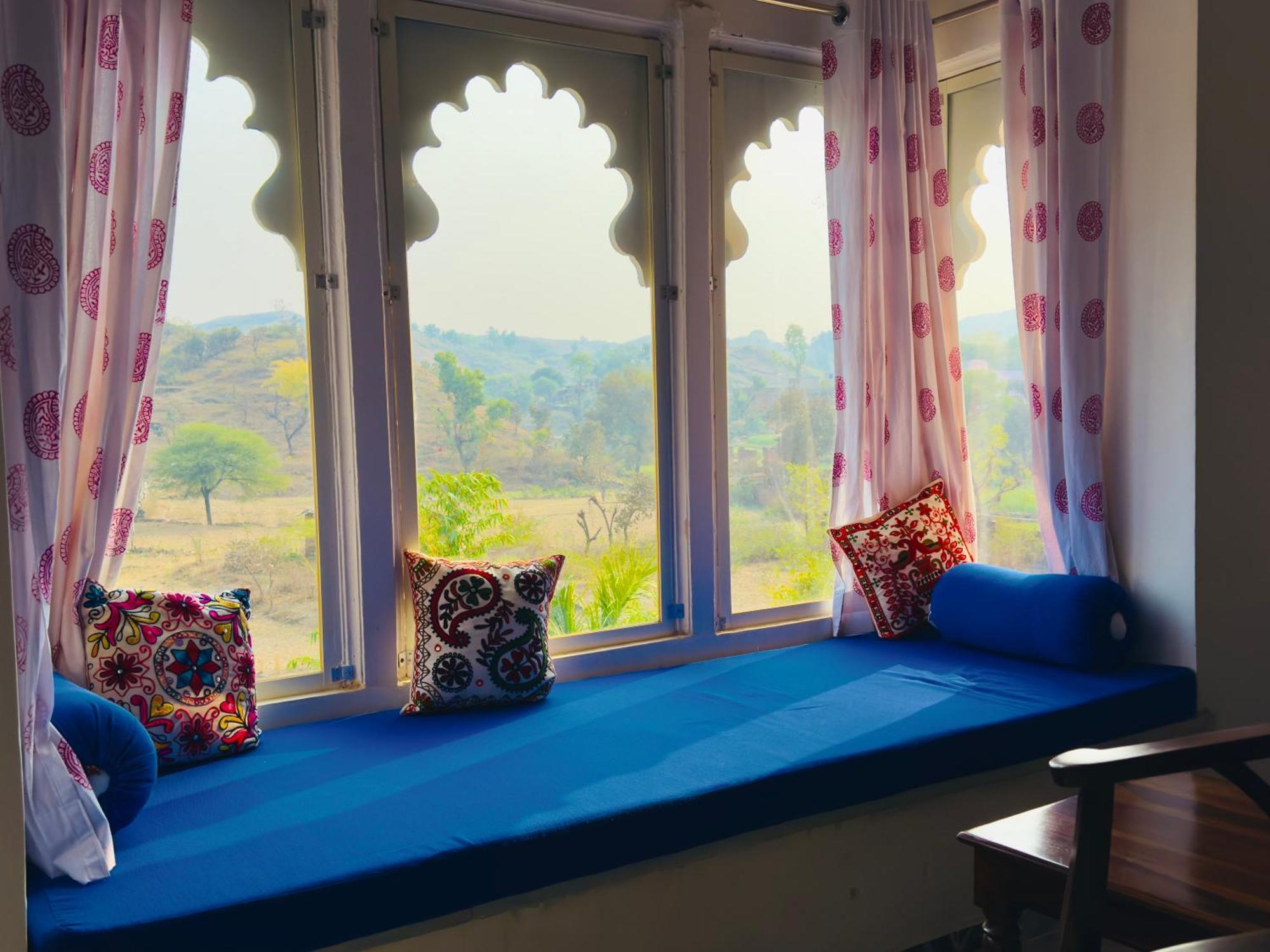 Jag Aravali Resort Udaipur By Naina Staycation - Best For Corporate Events - Family Parties - Mice Exterior photo